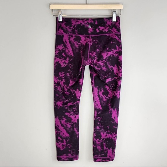 Lululemon Wunder Under Plum Tie-Dye Cropped Leggings Sz. 4 *RARE* - Picture 7 of 10